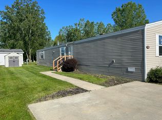 11061 Hickory Ln, Clio, MI 48420