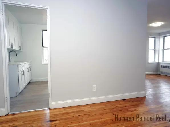 117-12 Ocean Pm image 2 of 40