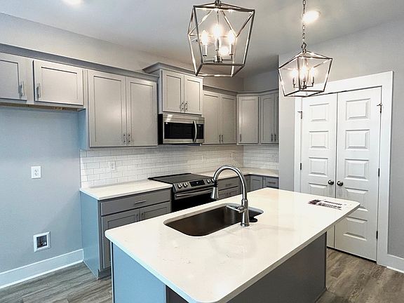 3rd image of 1318 Halter Park Dr Lot 368-E