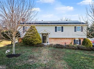 6 Autumn Dr, Dillsburg, PA 17019