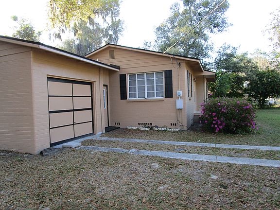 2nd image of 6807 SE 216th Ter