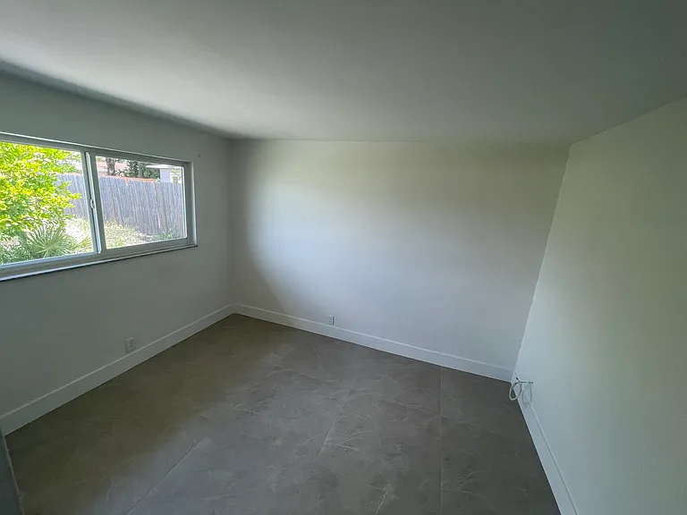 821 Silver Beach Rd #4 — Photo 12