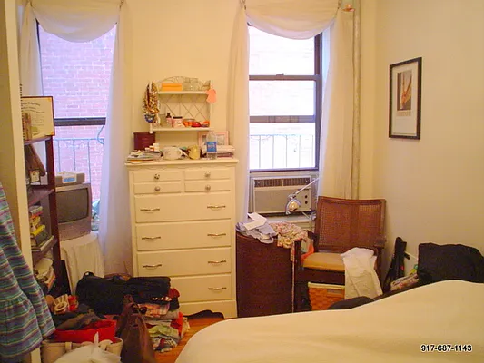 Rented by Chartwell Forest Hills Realty | media 9