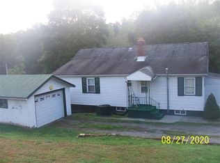 189 Davistown Rd, Mount Morris, PA 15349