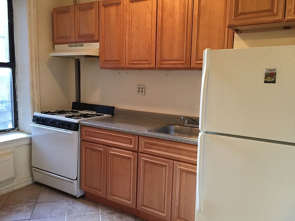 1st image of 436 New York Ave APT D2