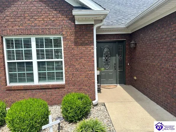 525 Winding Creek Ct, Elizabethtown, KY 42701