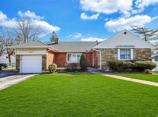 1666 N Central Ave, Valley Stream, NY 11580