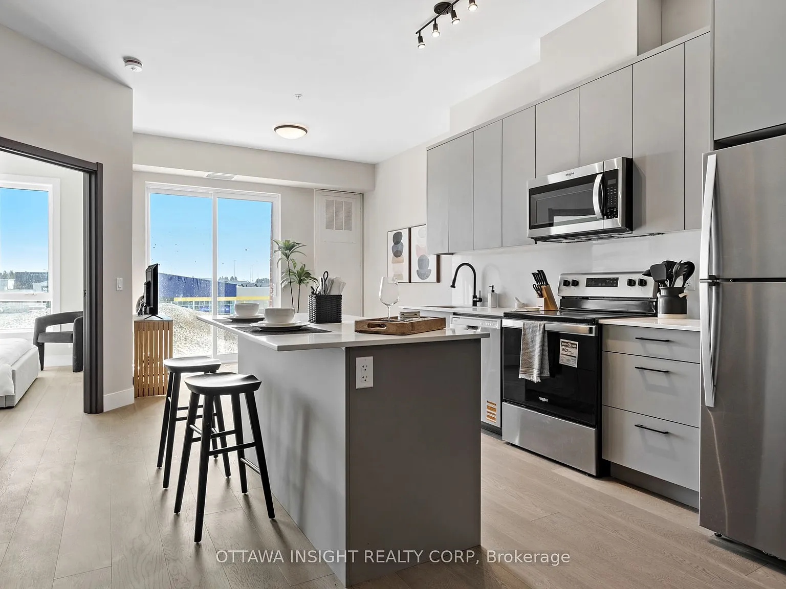 1 bed, $2,125 — Photo 2