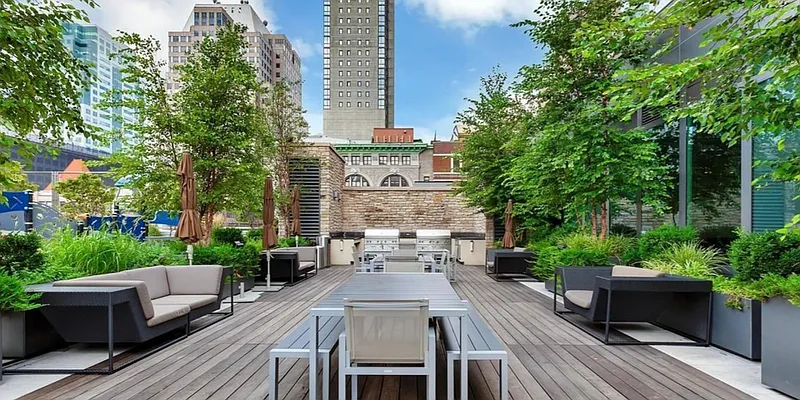 Rented by Compass | media 17