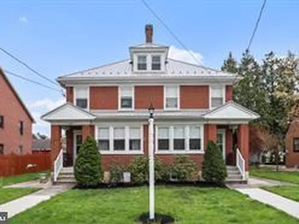 1312 Alexander Ave, Chambersburg, PA 17201