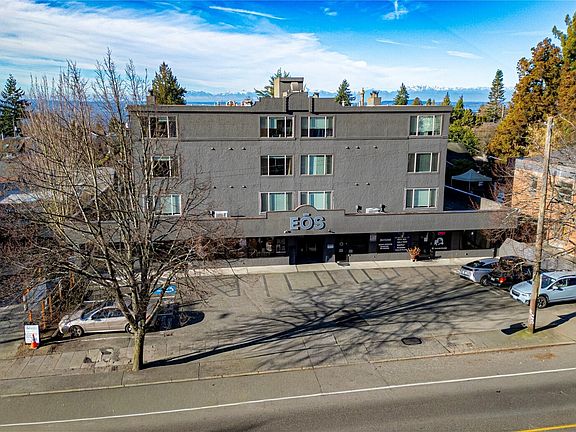 2nd image of 5631 California Avenue SW