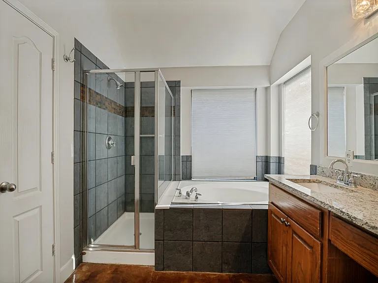 2821 Vacherie Ln — Photo 11