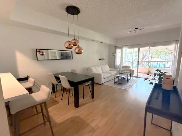 1018 Woodshire Ln APT A202, Naples, FL 34105