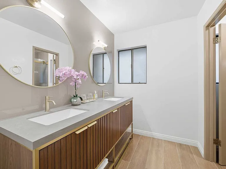 1615 California Pl — Photo 32