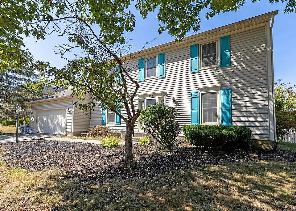 1st image of 808 Pine Post Ln