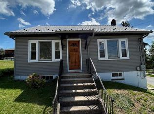 228 Diamond St, Slatington, PA 18080