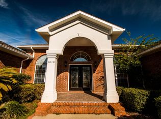 3818 Bergerac Ln, Ocean Springs, MS 39564