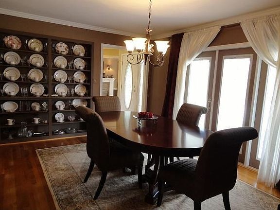 Home for Sale in Hendersonville, Tennessee $336,633