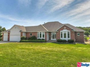 237 Lakehurst Dr, Waterloo, NE 68069