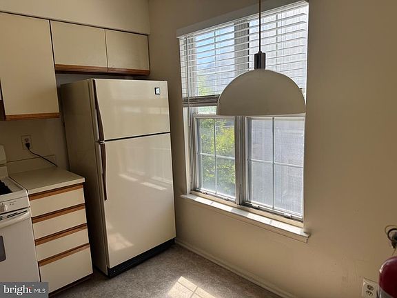 5th image of 1908B Ralston Dr #B