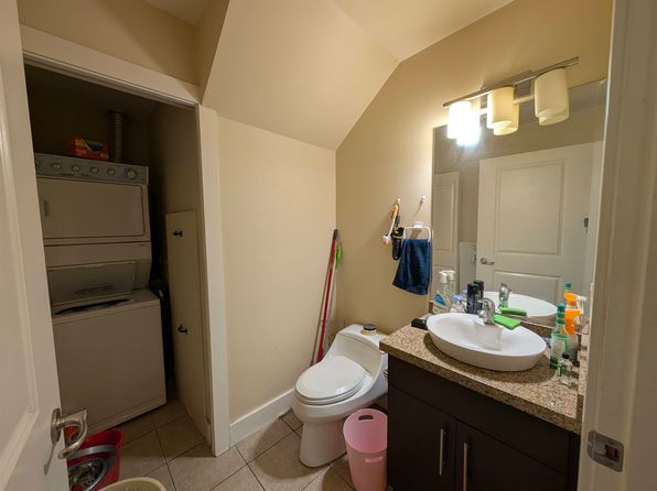 3 bedroom rental in Richmond — photo 7