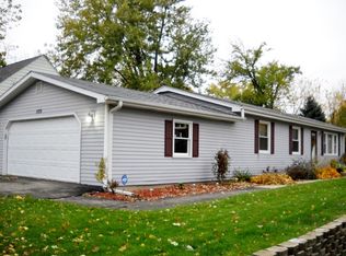 1135 Homer Ave, Aurora, IL 60505