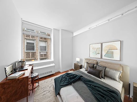2nd image of 100 John St APT 1501