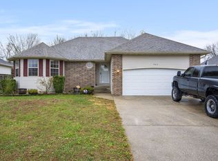 904 W Snider St, Ozark, MO 65721