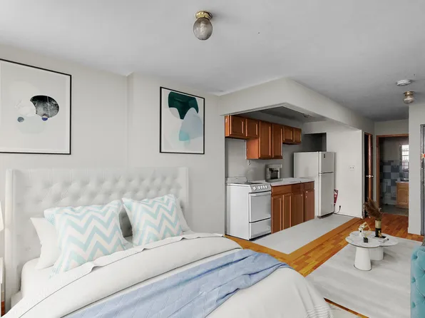 2175 3rd Avenue image 1 of 5