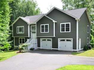 118 Burbank Rd, Ellington, CT 06029