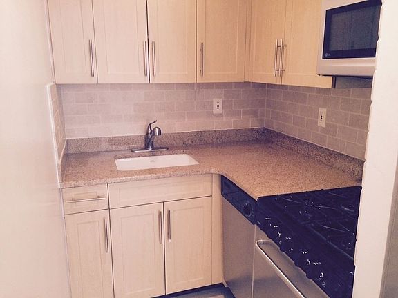 3rd image of 141 E 33rd St APT 2J