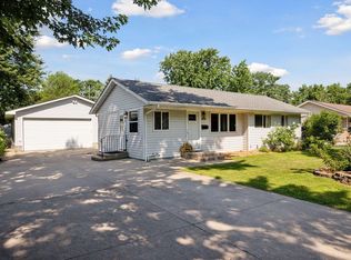 8438 10th Ave S, Bloomington, MN 55420