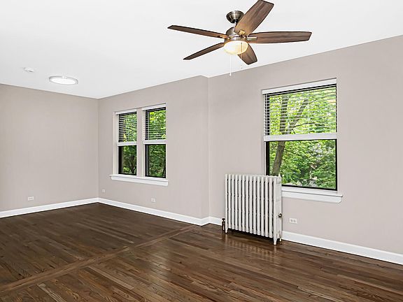 3rd image of 7001 N Wolcott Ave APT 3