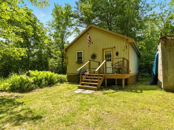 209 Perkins Road, Burnham, ME 04922