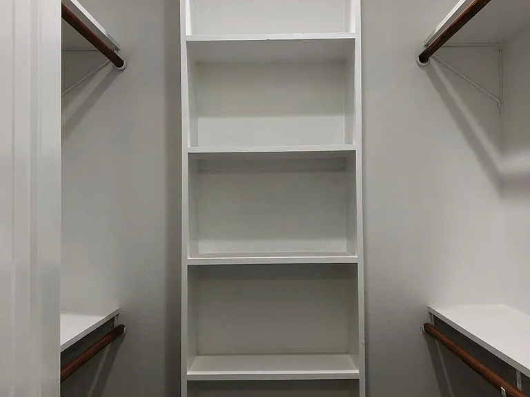 102 Elkhorn Dr — Photo 16