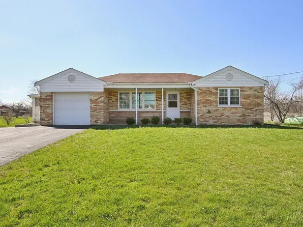 328 Apple Rd, Amelia, OH 45102