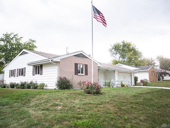 3rd image of 201 Deerfield Dr