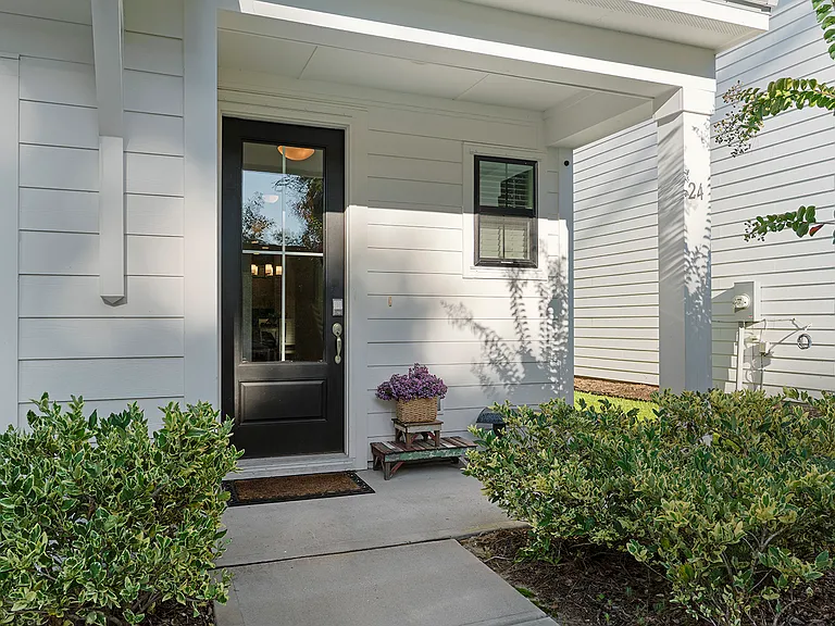 24 Pink Sand Ln — Photo 3