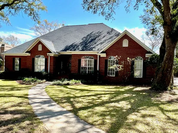 3425 Oakridge Ln, Saraland, AL 36571