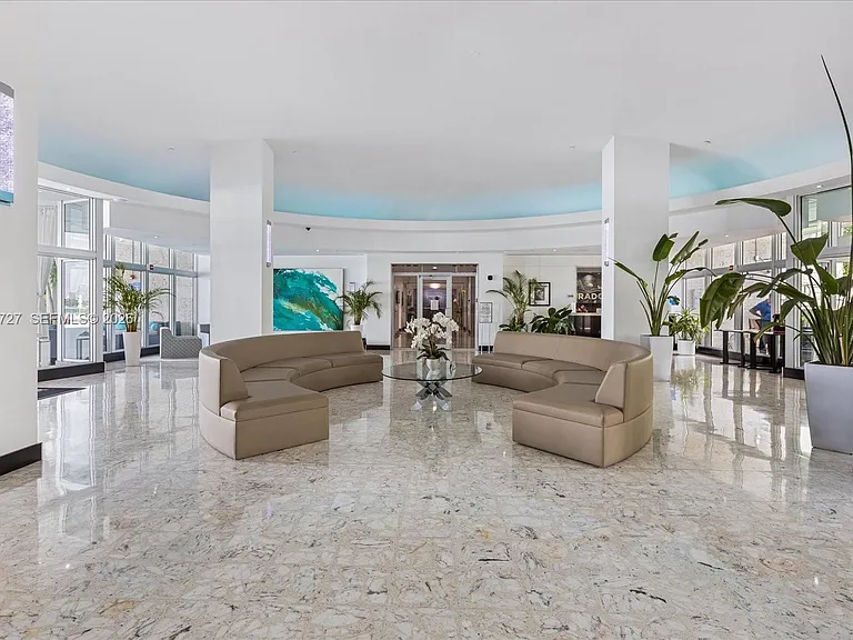 1200 West Ave #Penthouse 11 — Photo 26
