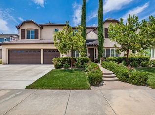38755 Vista Rock Dr, Murrieta, CA 92563
