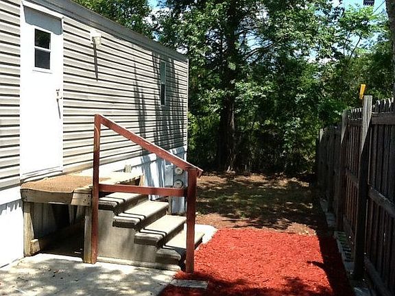 4th image of 7511 Covewood Dr