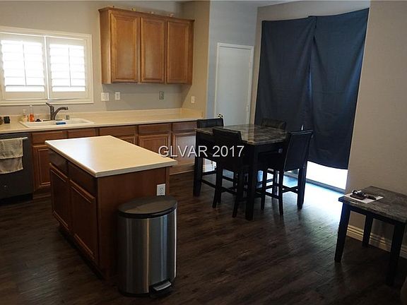 4th image of 268 Bella Matese Ave