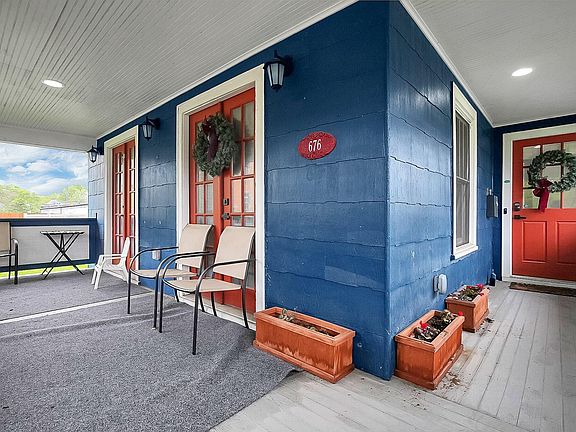 2nd image of 676 Kimball Pl