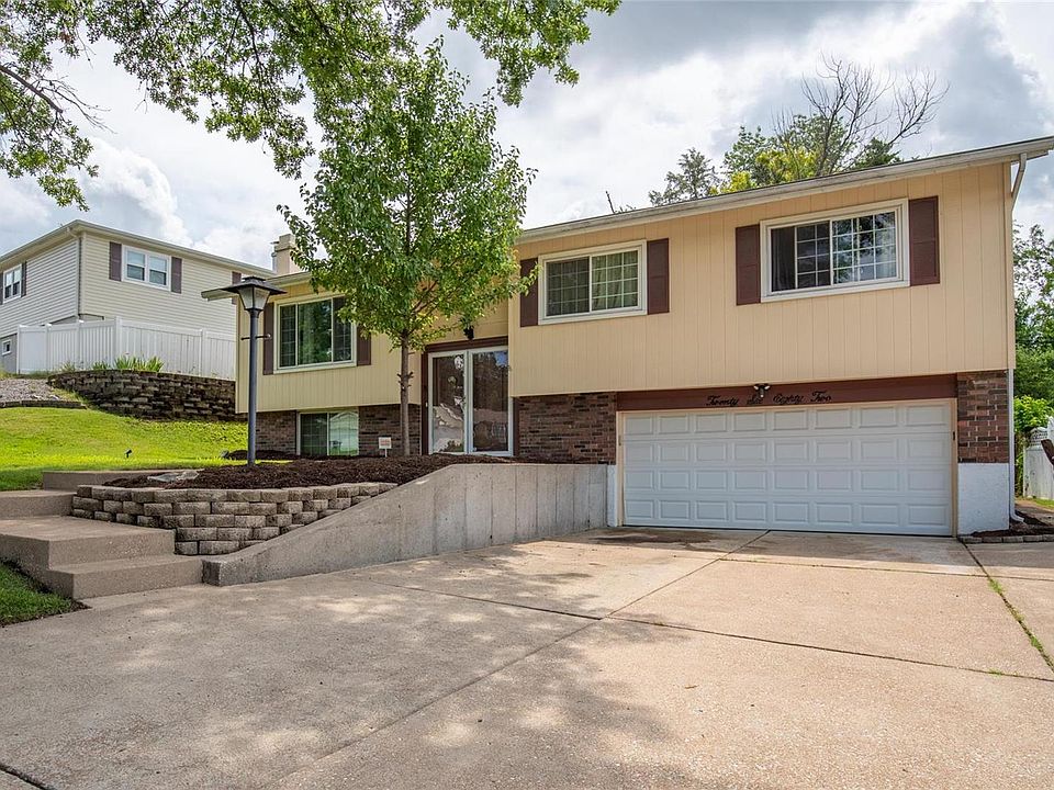 2nd image of 2682 Midland Ridge Dr