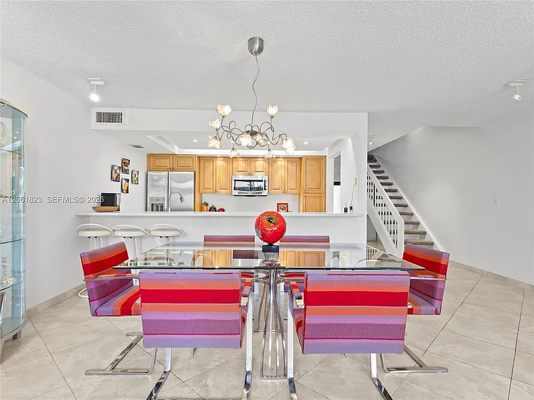 8133 SW 86th Ter — Photo 6