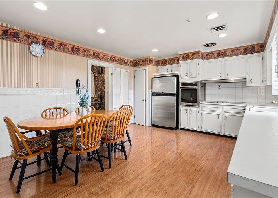 454 Dudley Rd, Newton, MA 02459 Zillow