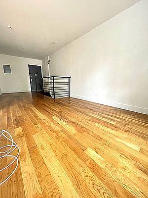 3rd image of 194 Stuyvesant Ave APT 1B