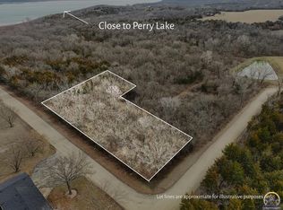 7453 & 7864 Hilldale Rd N, Ozawkie, KS 66070