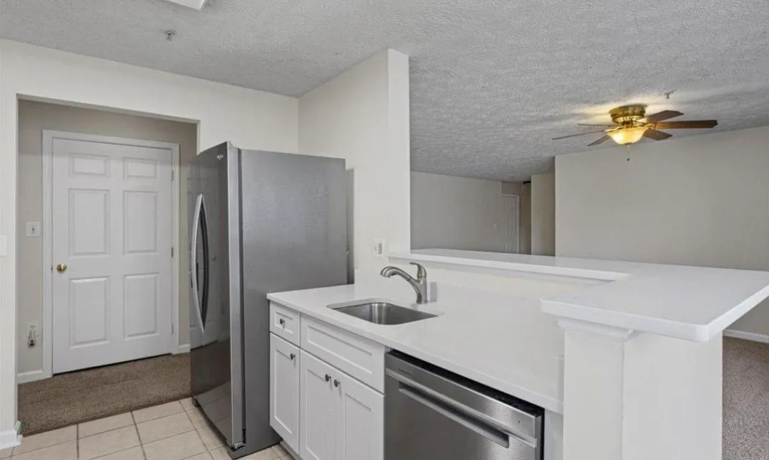 2445 Blue Spring Ct — Photo 2